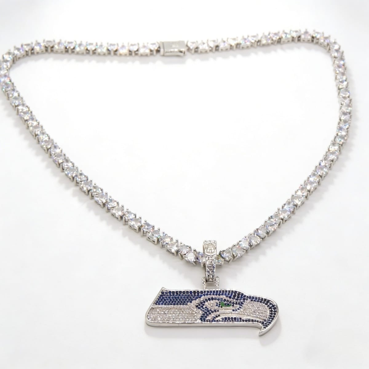 Seattle Football Logo Pendant Necklace – With Heart-Shaped Zircon Tennis Chain - Image 2